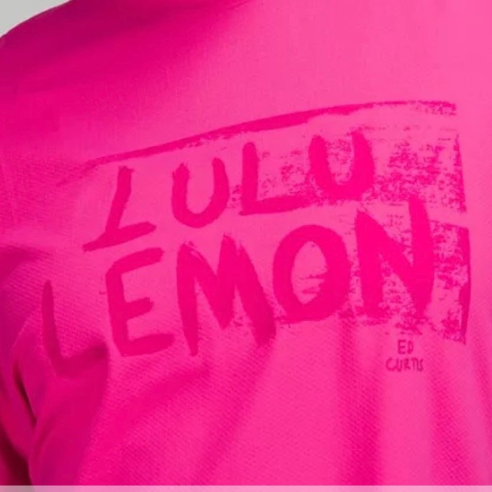lululemon athletica Abrasion Resistant Training T size 12 sonic pink